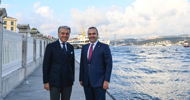 Foto - BYD'nin Türkiye'ye 1 milyar dolarlık yatırım kararı sonrası Fransız devi Renault bakın ne yaptı! Herkes şaşkın