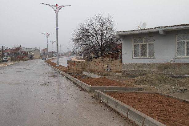 Caddenin tam göbeğinde kaldı! Bu kadarı ancak fıkralarda olur