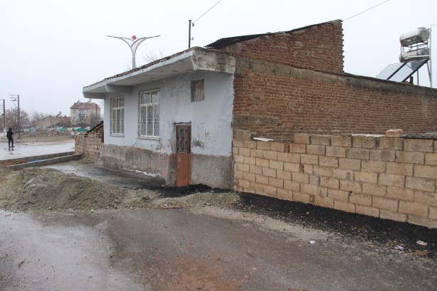 Foto - Caddenin tam göbeğinde kaldı! Bu kadarı ancak fıkralarda olur