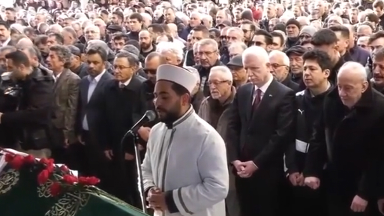 Foto - Cadı olduğunu söyleyen yazar Ece Gürel'in ölümüne dair konuştu! Ece’yi ölüme götüren neydi?