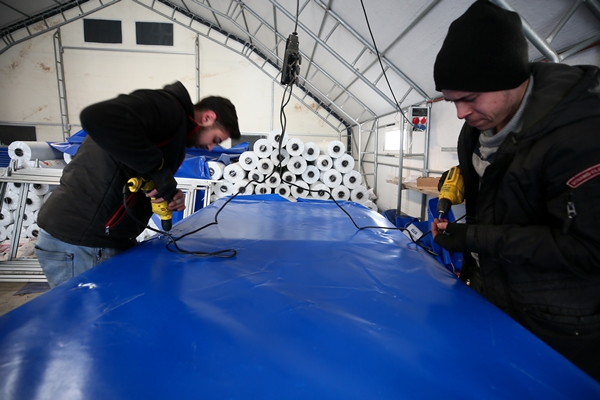 Foto - Çadır üreticileri deprem bölgesi için yoğun mesaide!