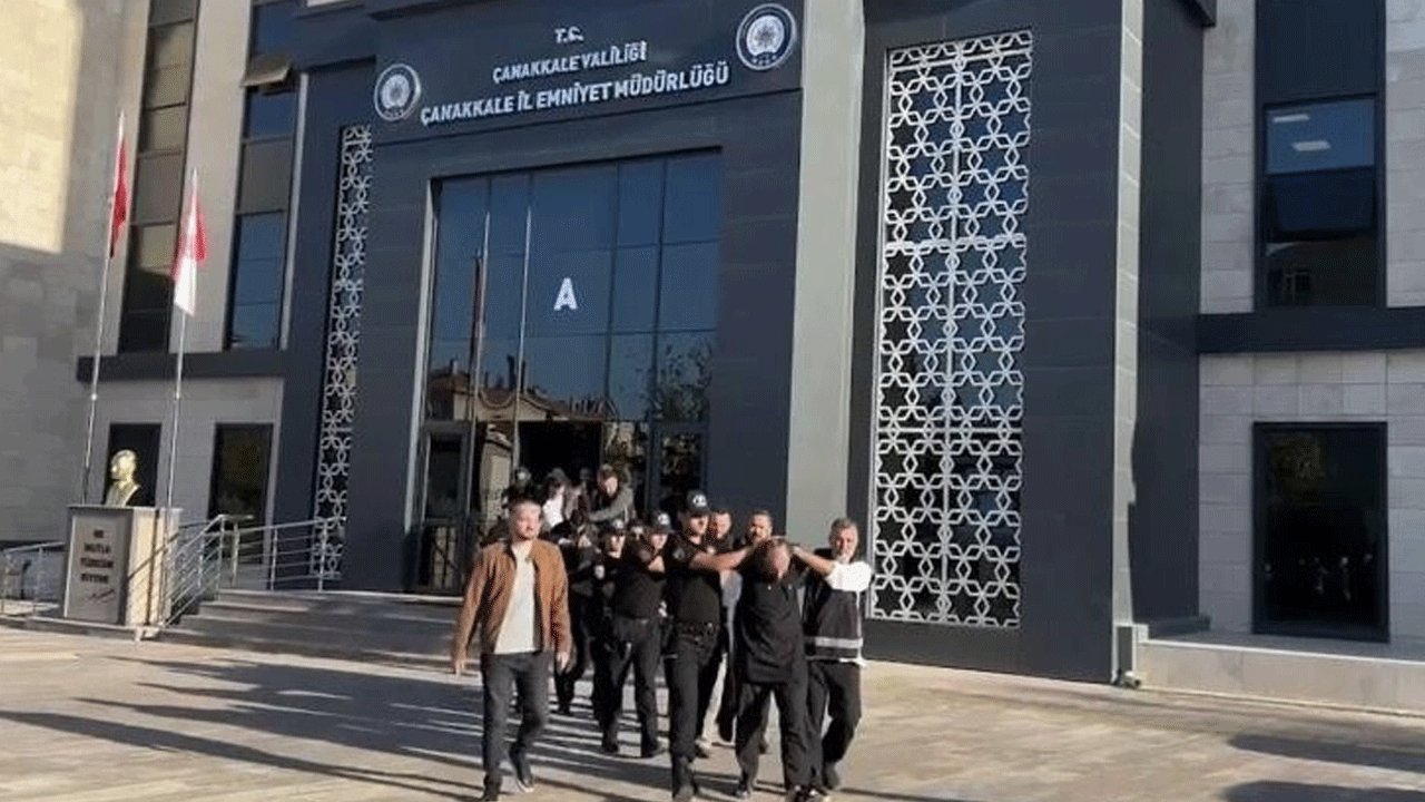 Foto - Çakma mehdi cezasını buldu