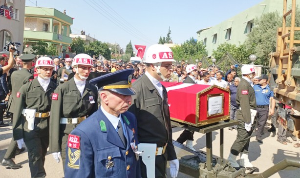 Foto - Çakmak, ulvî makâmına uğurlandı: Devlet ve millet şehidimizin cenazesinde saf tuttu