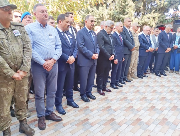 Foto - Çakmak, ulvî makâmına uğurlandı: Devlet ve millet şehidimizin cenazesinde saf tuttu