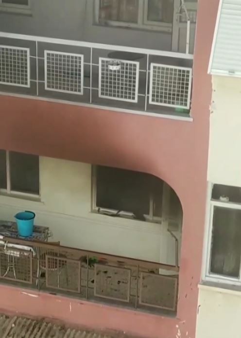 Foto - Çakmakla oynayan çocuk evi yaktı