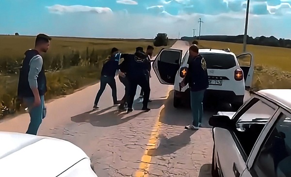 Foto - Çaldığına adeta pişman oldu! Görüntüler film değil gerçek