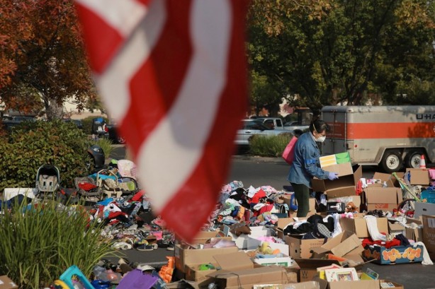 Foto - California tarihinin en büyük yangını kontrol altına alındı