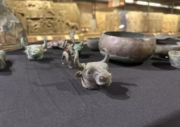 Foto - Çalınan tarihi eserler Türkiye'ye getirildi