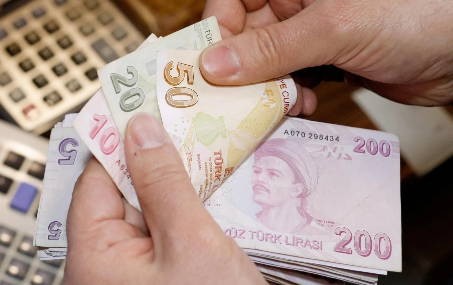 Foto - Türk-İş Başkanı Ergün Atalay 18 bin lira olan asgari ücret teklifini apar topar değiştirdi