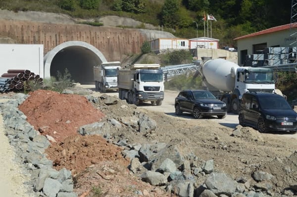 Foto - Çalışmalar tam gaz devam ediyor... 1.5 saatlik yol 20 dakikaya inecek