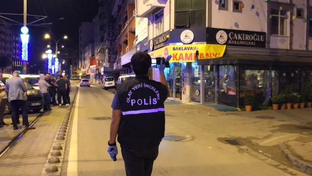 Foto - Çalıştığı iş yerinde silahla vuruldu