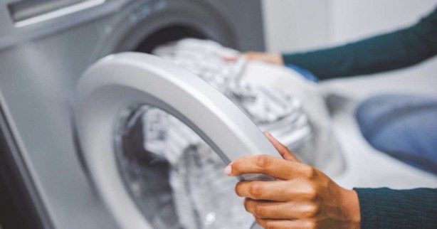 Foto - Çamaşır makinesine bir kaşık eklerseniz elektrik faturasını 50 lira düşürüyor! Müthiş yöntem