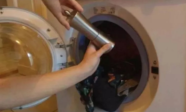 Çamaşır makinesine karabiber dökerseniz ne olur! Bu bilgiyi kimse bilmiyor