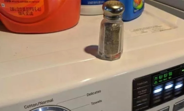 Foto - Çamaşır makinesine karabiber dökerseniz ne olur! Bu bilgiyi kimse bilmiyor