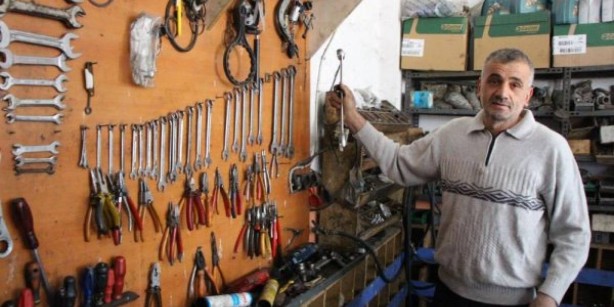 Çamaşır makinesini öyle bir şeye dönüştürdü ki 20 kişilik işi tek başına yapıyor! Bu adam resmen Tesla! Bir günde tam bir ton alıyor! Sen ne yaptın böyle Mustafa abi