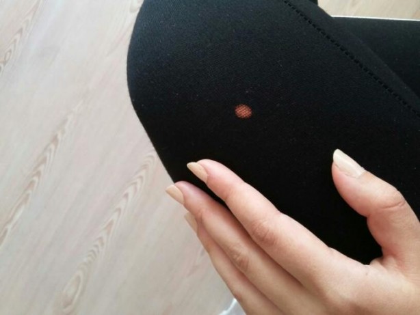 Foto - Çamaşır suyu lekesi olan kıyafetlere kesin çözüm! Harika yöntem! Bunu yaparsanız, lekeli giysileriniz temizlik bezi olmaz