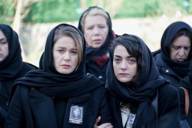 Camdaki Kız isimli rezalet dizi işte şimdi yandı!