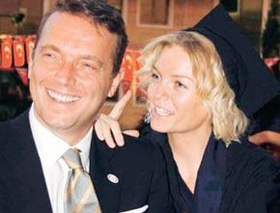 Foto - Camdaki Kız rezaleti Cem Uzan'ın hayatı çıktı!