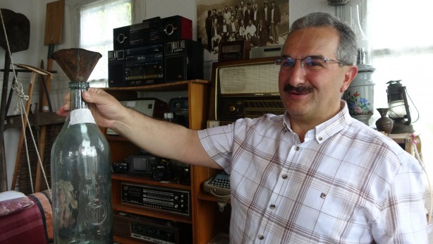 Foto - Cami imamı yaklaşık 20 yılda biriktirdiği eşyaları tarihi evinde sergiliyor