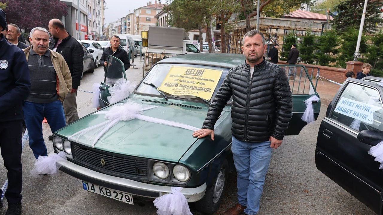 Foto - Cami inşaatı için otomobillerini bağışladılar! Müzayedede 410 bin lira toplandı