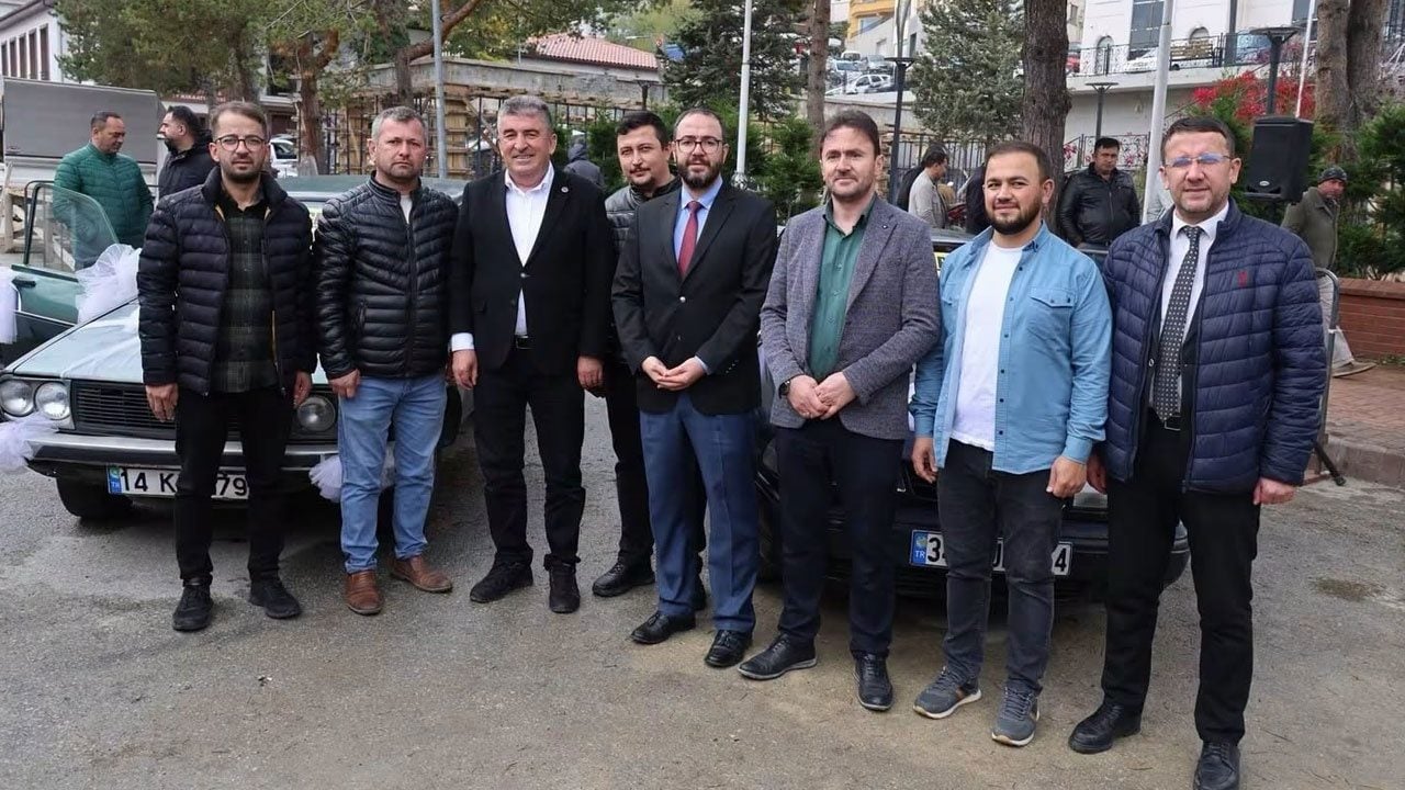 Foto - Cami inşaatı için otomobillerini bağışladılar! Müzayedede 410 bin lira toplandı