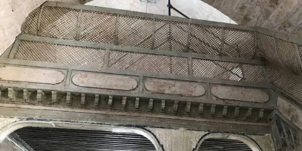 Foto - Cami restorasyonunda şaşırtan gelişme: Sıvanın altından altın çıktı!