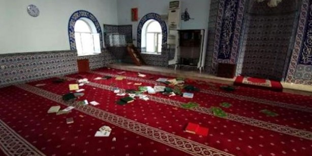 Camideki büyük rezillik sonrası imam konuştu: Hoş bir şey değil
