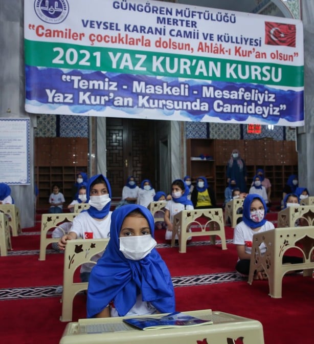 Foto - Camiler çocuk sesleriyle yankılanıyor: Türkiye'nin dört bir yanında 'Z Kuşağı' gümbür gümbür geliyor! 