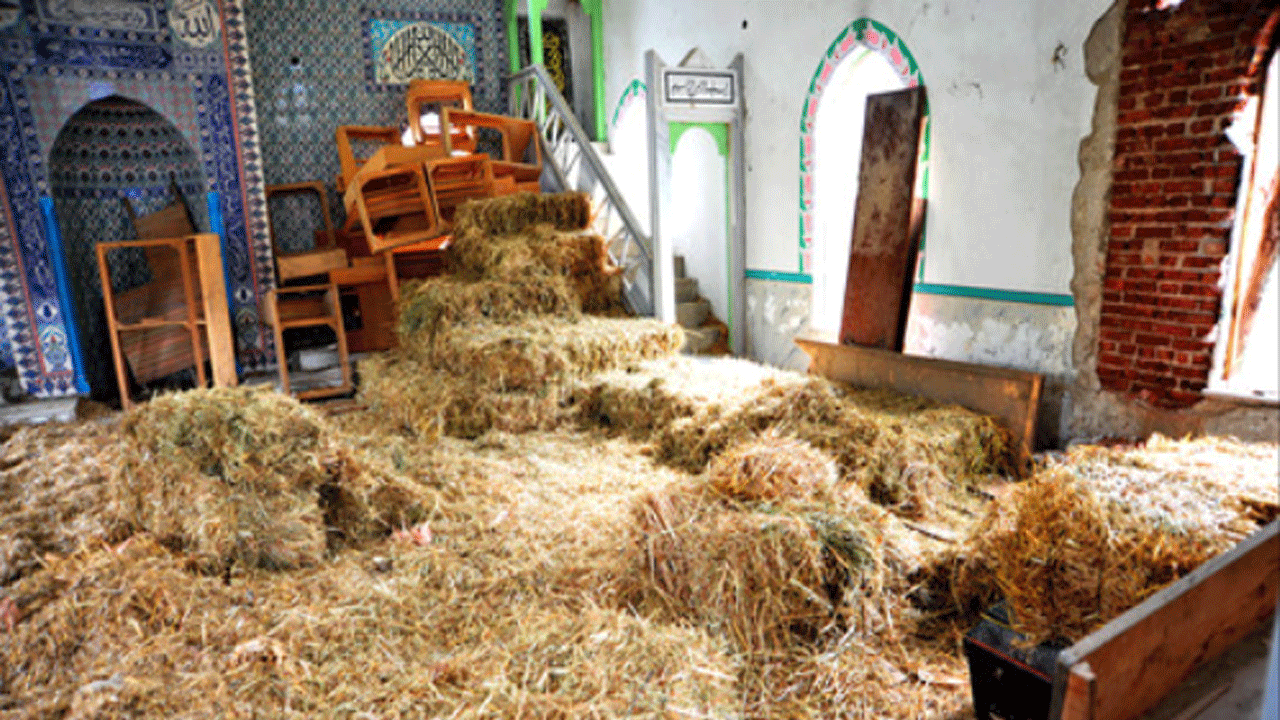 Foto - Camiler neden ahır yapıldı? Mustafa Armağan böyle açıkladı