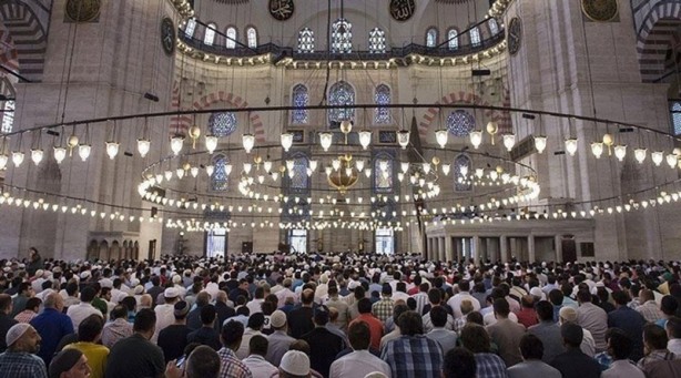 Foto - Camilerde ne zaman cemaatle namaz kılınabilecek? Diyanet'ten ilk bilgi geldi
