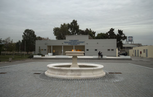 Foto - Camileri ahıra çeviren Yunanistan'da Atina'nın ilk camisi ibadete açıldı