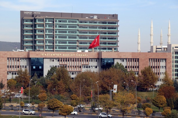 Foto - Camiyi yakmaya çalıştı! İfadesi akıllara durgunluk verdi