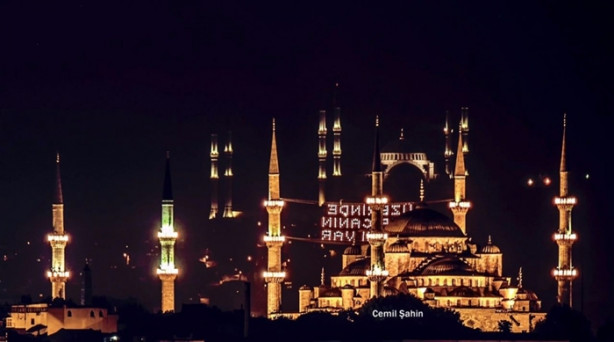 Foto - Çamlıca Camii ve İstanbul...