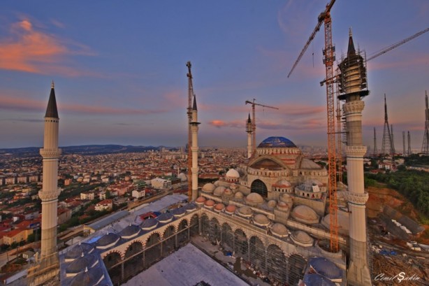 Foto - Çamlıca Camisi İstanbul'un güzelliğine güzellik kattı