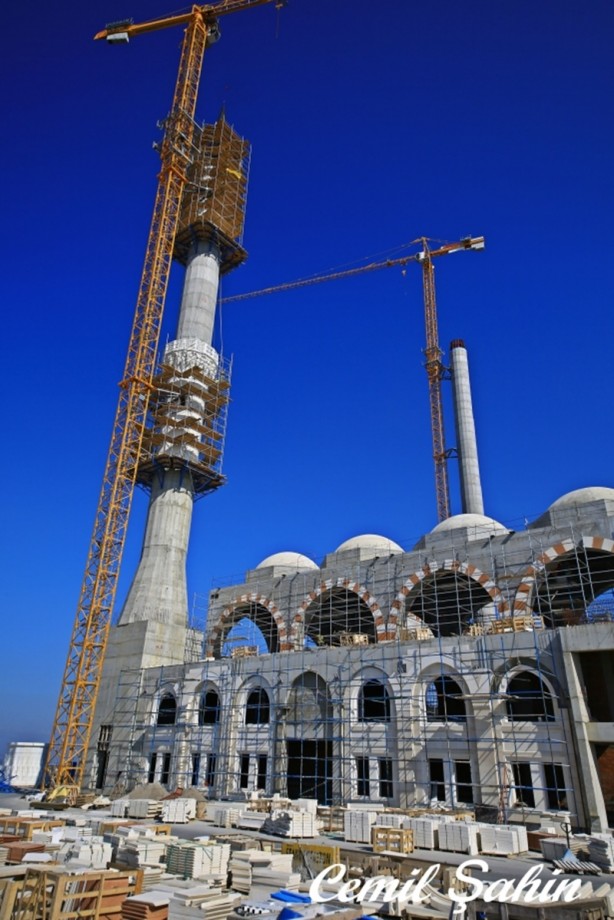 Foto - Çamlıca Camisi İstanbul'un güzelliğine güzellik kattı
