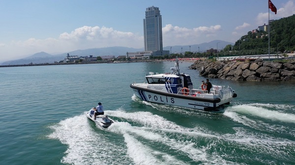 Foto - Can kurtarmak için zamanla yarışıyorlar