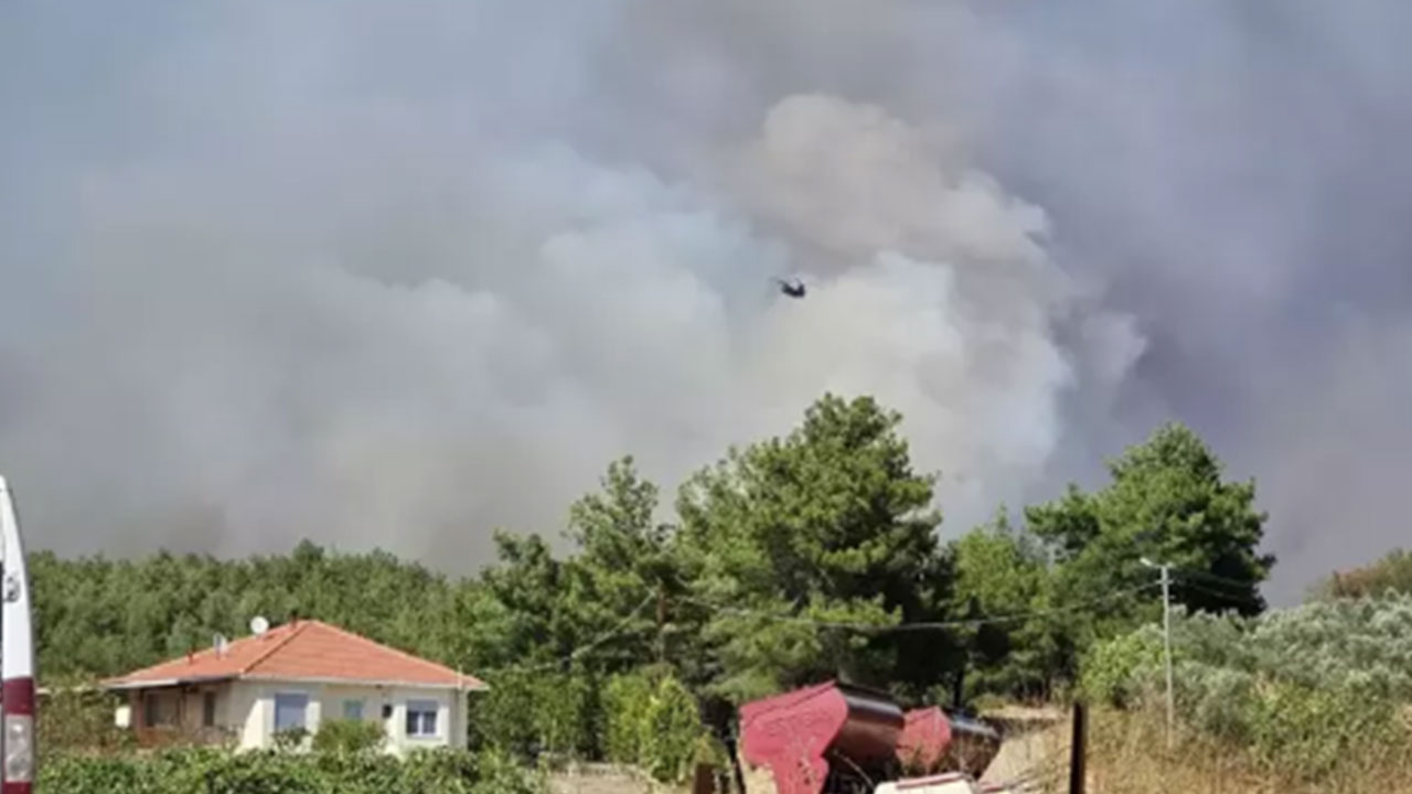 Foto - Çanakale'deki yangından saat 13.30 itibariyle haber geldi