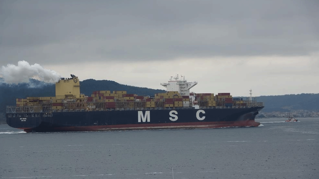 Foto - Çanakkale Boğazı’nda iki dev