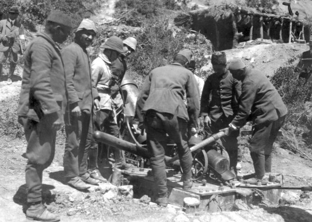 Foto - Çanakkale Cephesi’ne ait deniliyordu... Meşhur fotoğrafın sırrı çözüldü