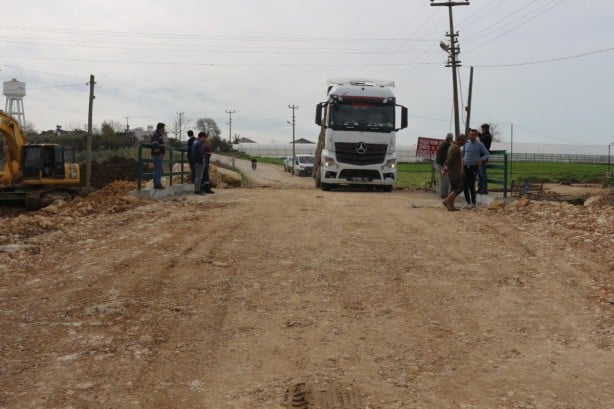 Foto - Çanakkale Köprüsü açılışının ardından CHP'li belediye de kendi köprüsünü paylaştı!