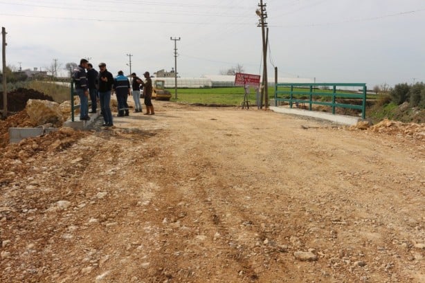 Foto - Çanakkale Köprüsü açılışının ardından CHP'li belediye de kendi köprüsünü paylaştı!