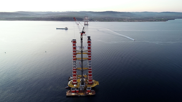 Foto - Çanakkale Köprüsü'nün 318 metrelik ayaklarında zorlu mesai kesintisiz devam ediyor