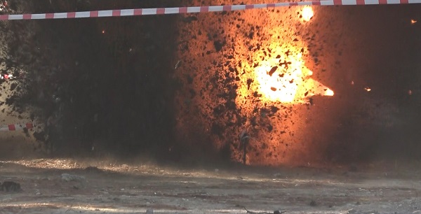 Foto - Çanakkale Savaşı'ndan kaldı! 108 yıllık top mermisi böyle imha edildi