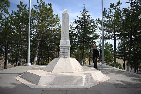 Çanakkale’de arıyordu Edirne’de bulundu! Şehit dedesinin mezarını 111 yıl sonra buldu