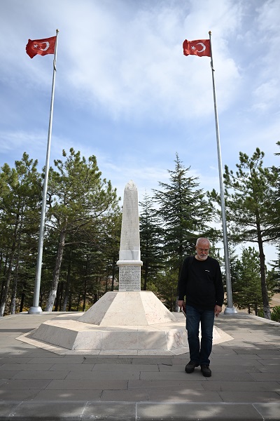 Foto - Çanakkale’de arıyordu Edirne’de bulundu! Şehit dedesinin mezarını 111 yıl sonra buldu