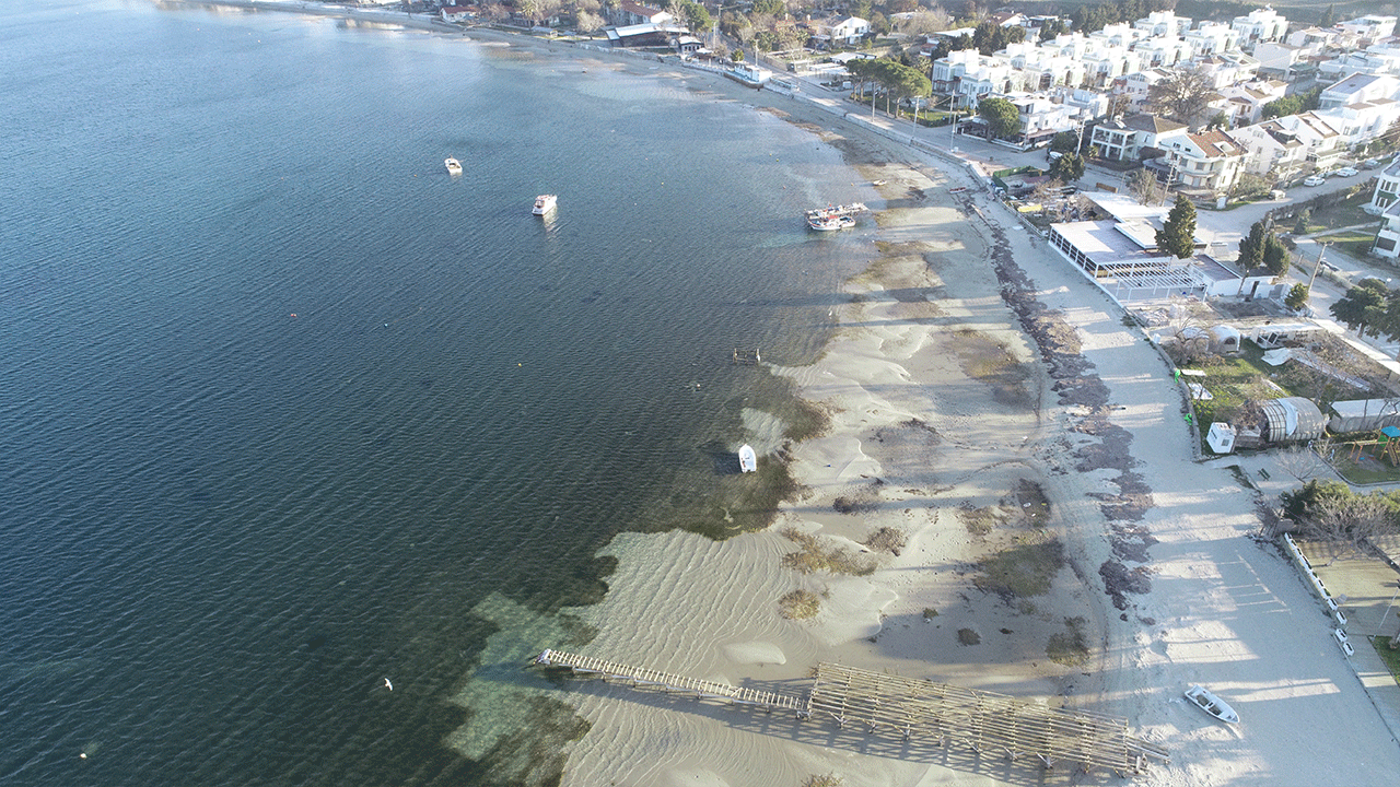 Foto - Çanakkale'de de deniz çekildi! 