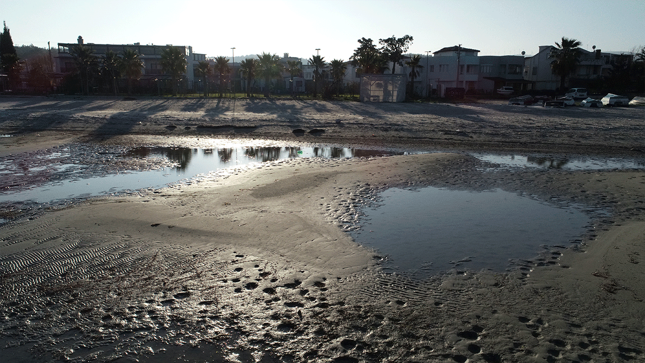 Foto - Çanakkale'de de deniz çekildi! 