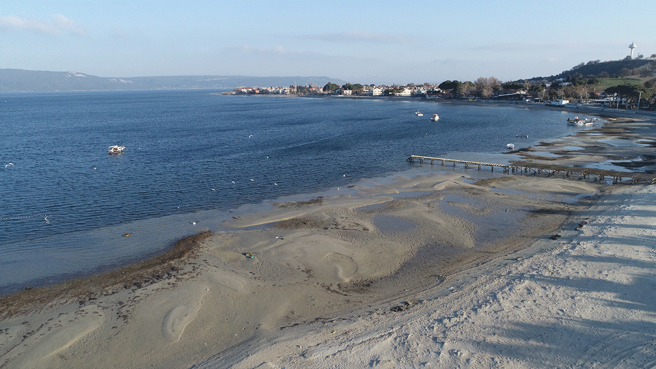 Foto - Çanakkale'de de deniz çekildi! 