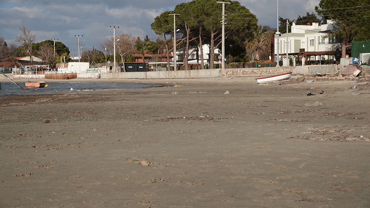 Foto - Çanakkale'de de deniz çekildi! 