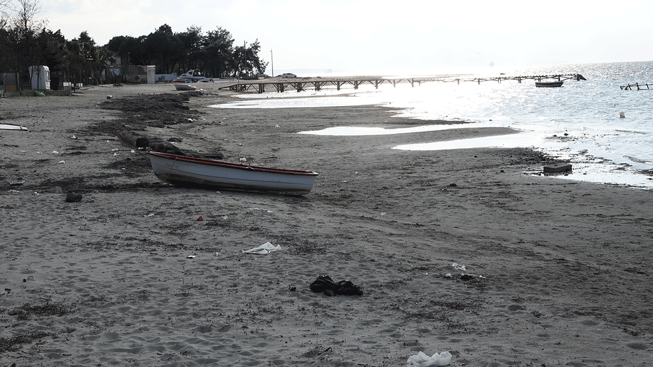 Foto - Çanakkale'de de deniz çekildi! 